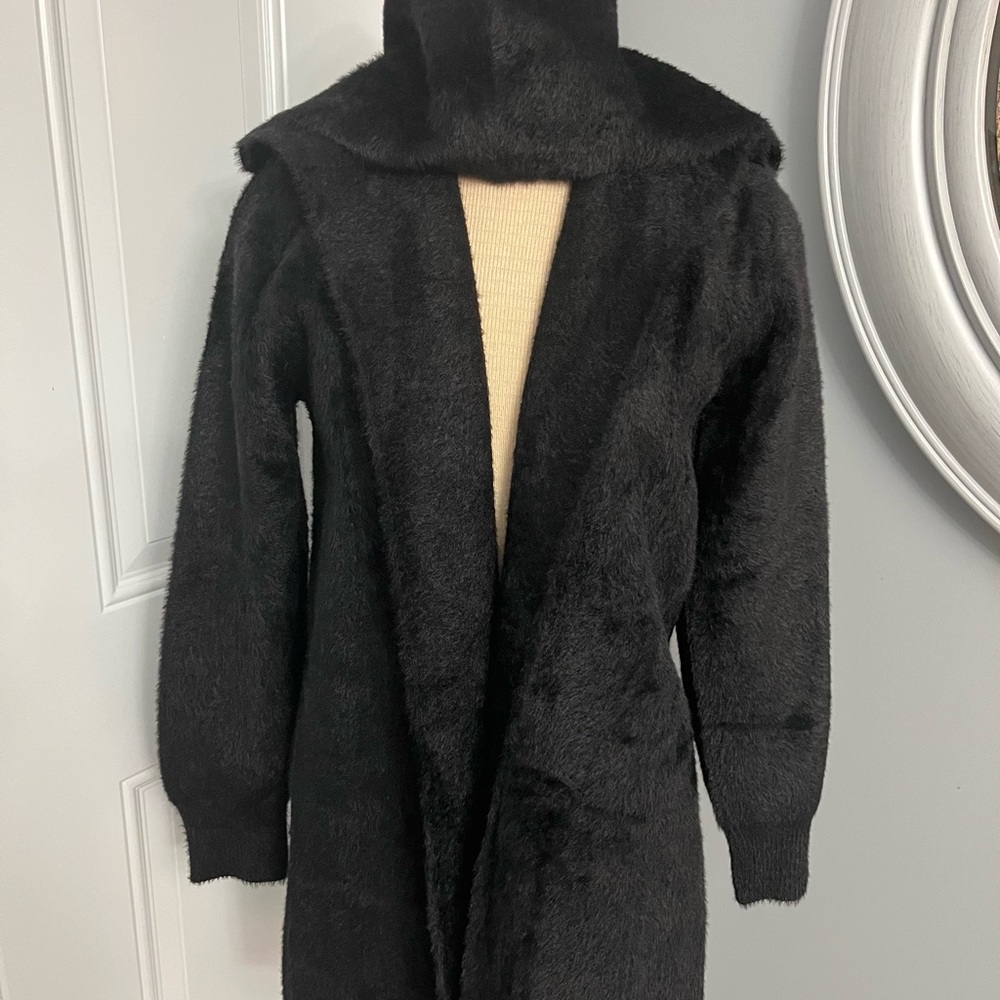 š„338āNWT Cyrus Black Teddy Jacket